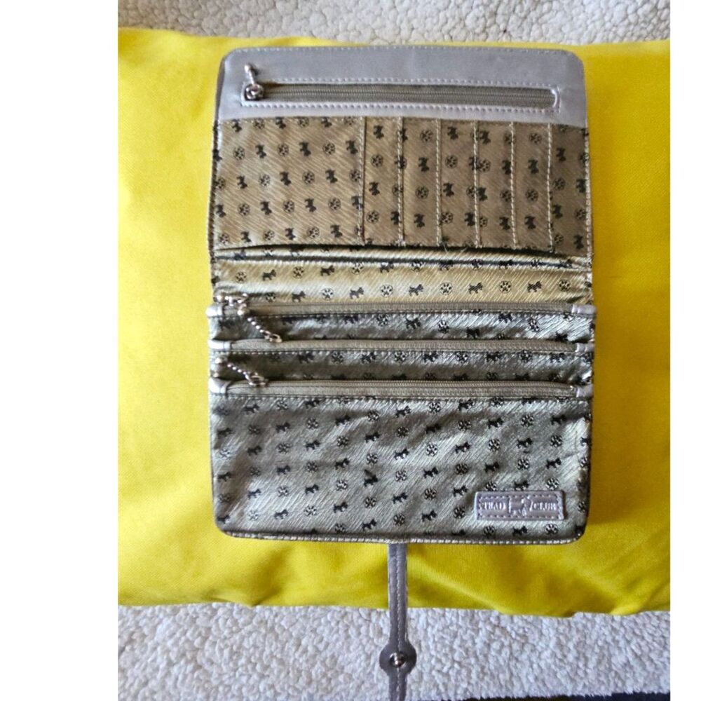 Trad Cub Silver Travel Wallet | Passport Holder | Japan | Vegan